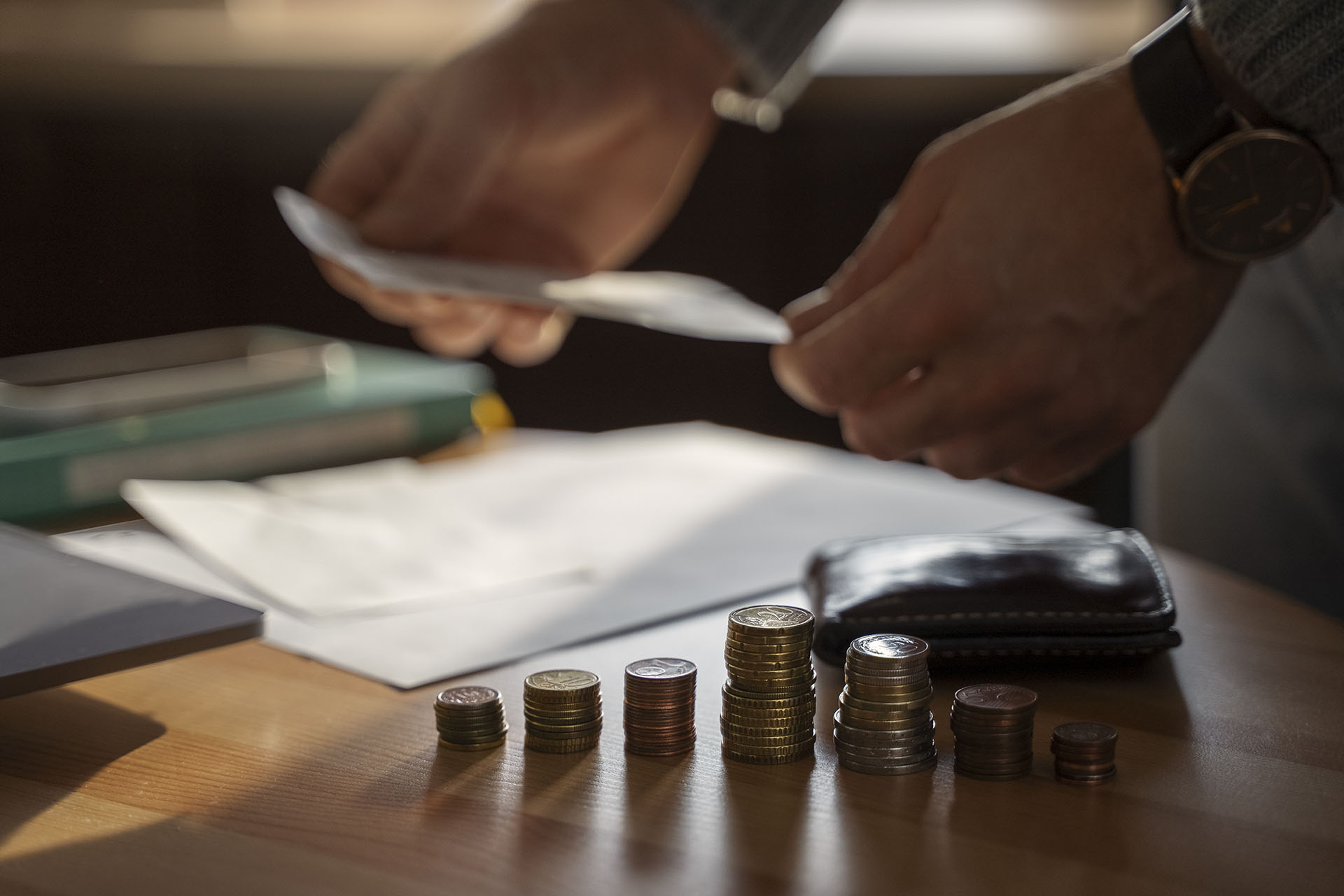 صورة خدمة القضايا البنكية والمصرفية